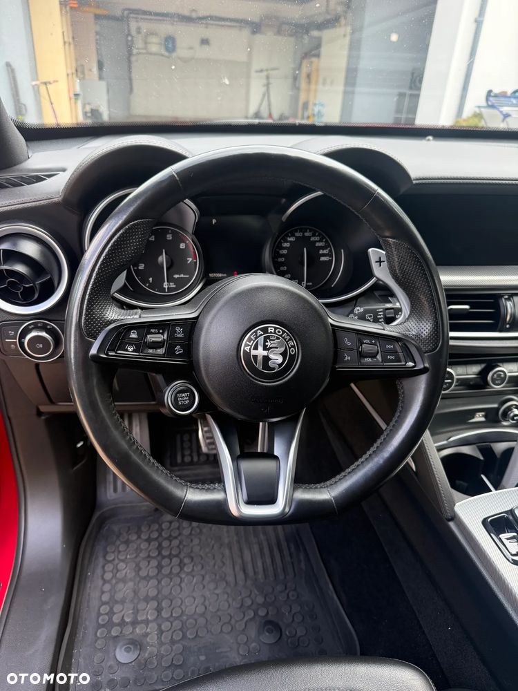 Alfa Romeo Stelvio 2.0 Turbo Veloce Q4 - 14
