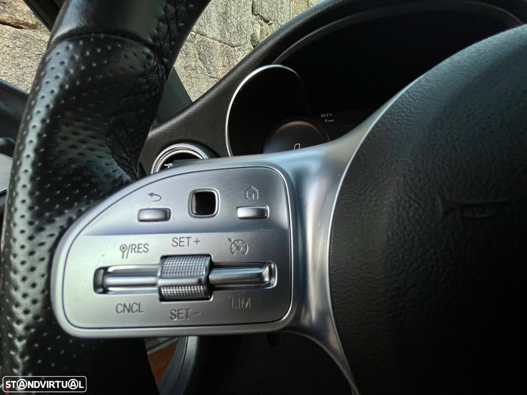 Mercedes-Benz C 300 d AMG Line - 29