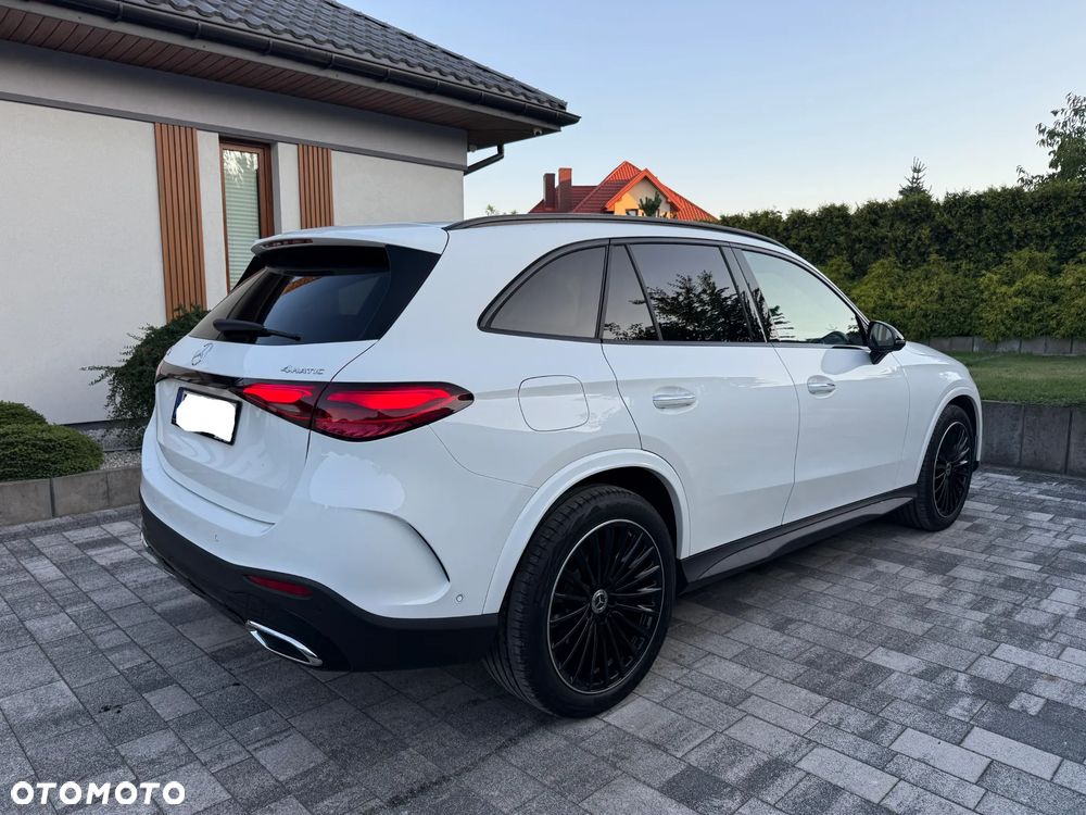 Mercedes-Benz GLC 220 d mHEV 4-Matic AMG Line - 4
