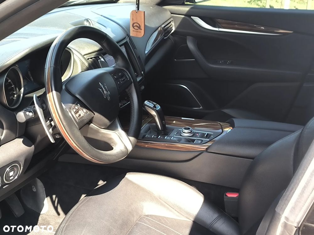 Maserati Levante S Q4 - 28