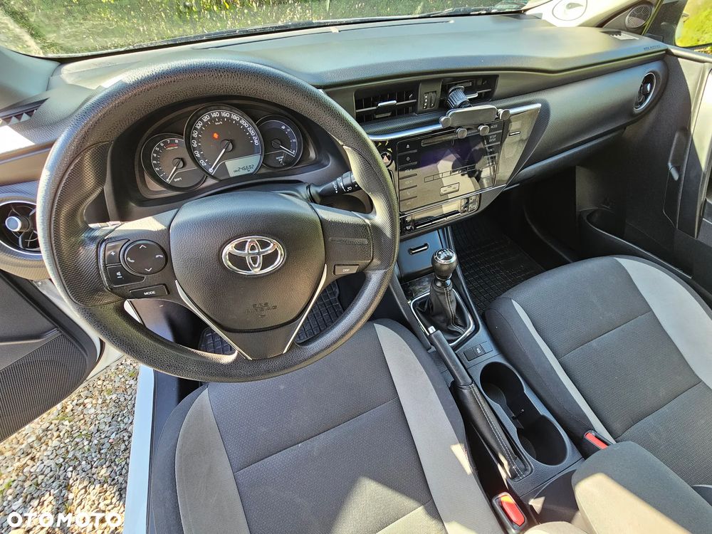 Toyota Auris 1.33 VVT-i Active - 14