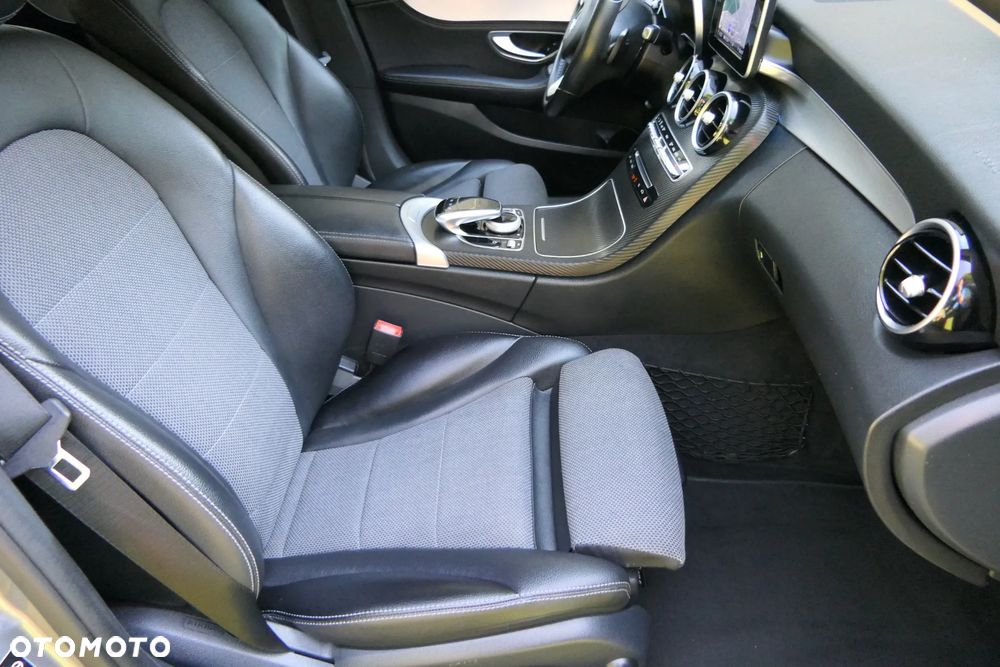 Mercedes-Benz Klasa C 180 (BlueEFFICIENCY) 7G-TRONIC - 22