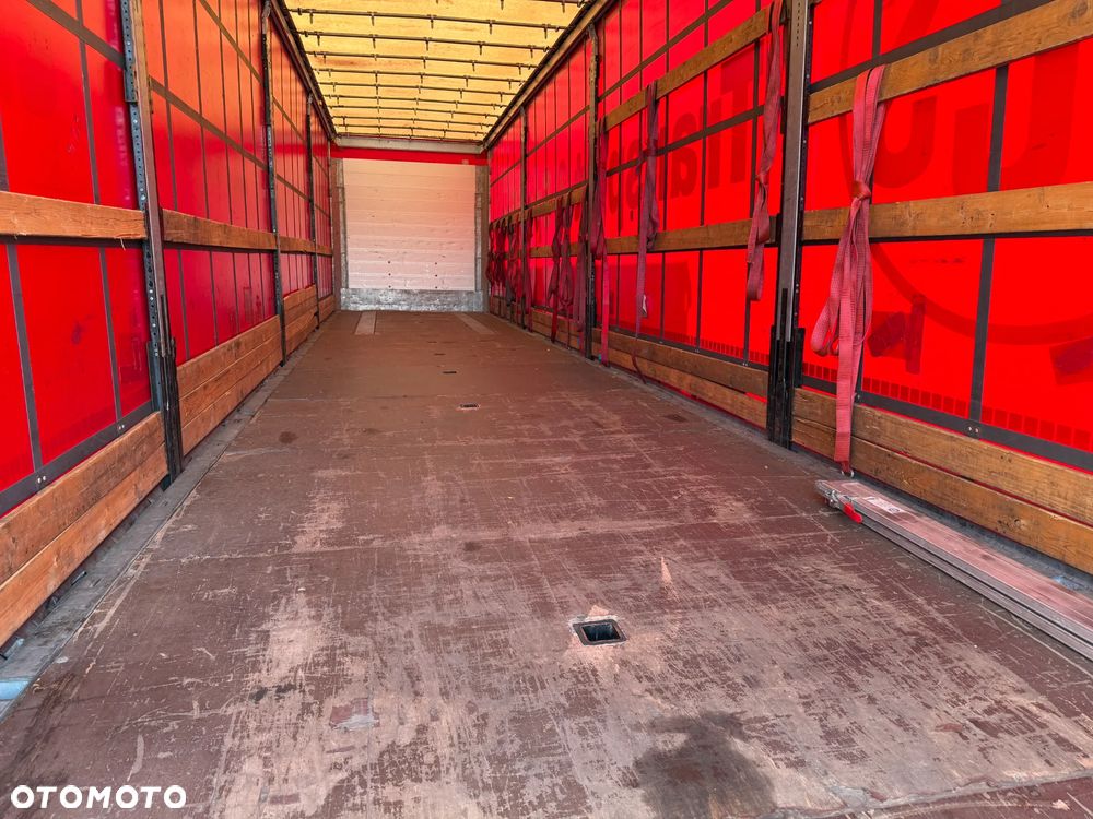 Schmitz Cargobull FIRANKA / OPONY JAK NOWE / Z PEŁNYM WYPOSAŻENIEM DO ZAŁADUNKU PASY, BELKI, MATY, NAROŻNIKI / KILKA SZTUK !! - 35
