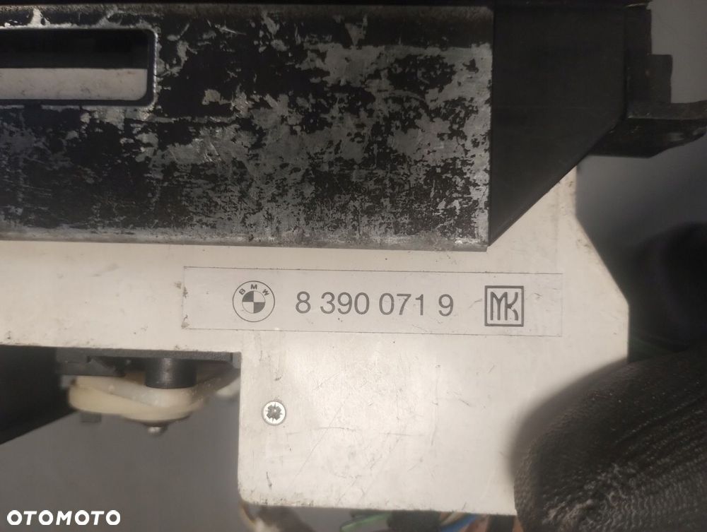 BMW SERIA 5 E34 88-97 r. PANEL STEROWANIA KLIMATYZACJI RAMKA 1384141 * - 5