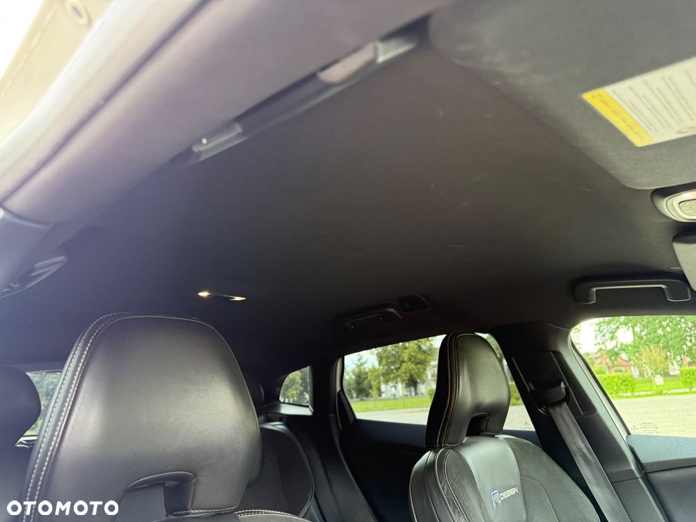 Volvo V40 D2 R-Design Summum - 22
