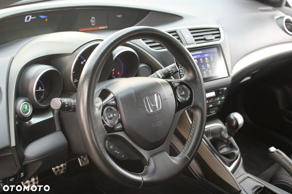Honda Civic 1.8 i-VTEC Sport - 24