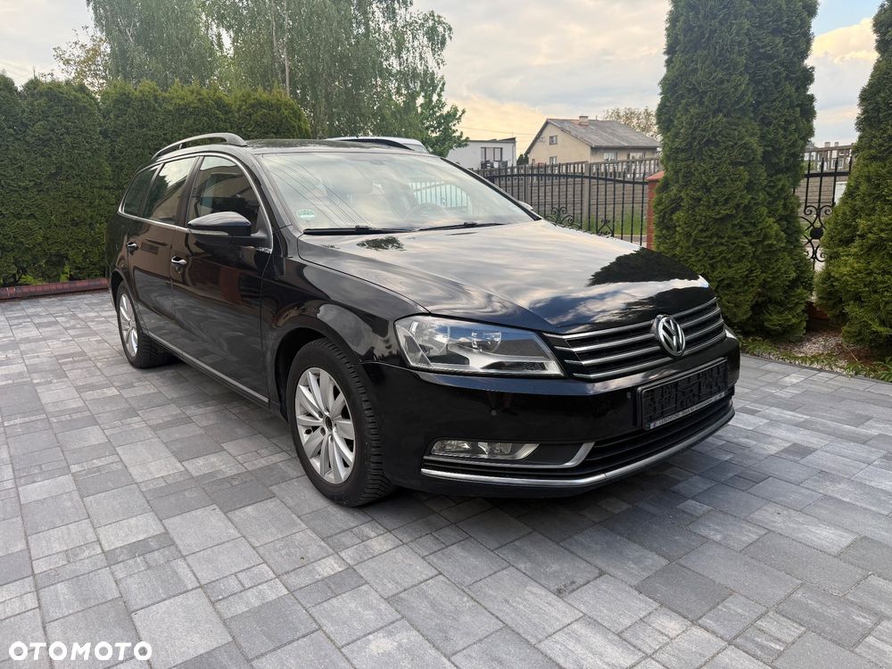 Volkswagen Passat - 4