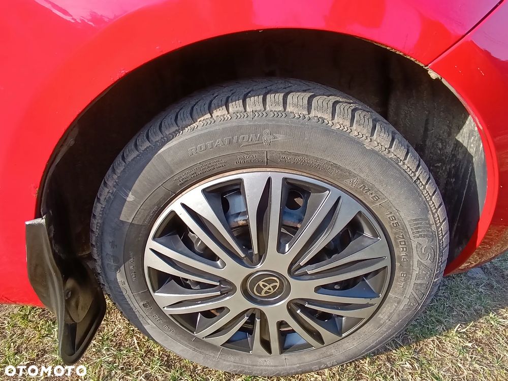 Toyota Yaris 1.0 Terra - 6