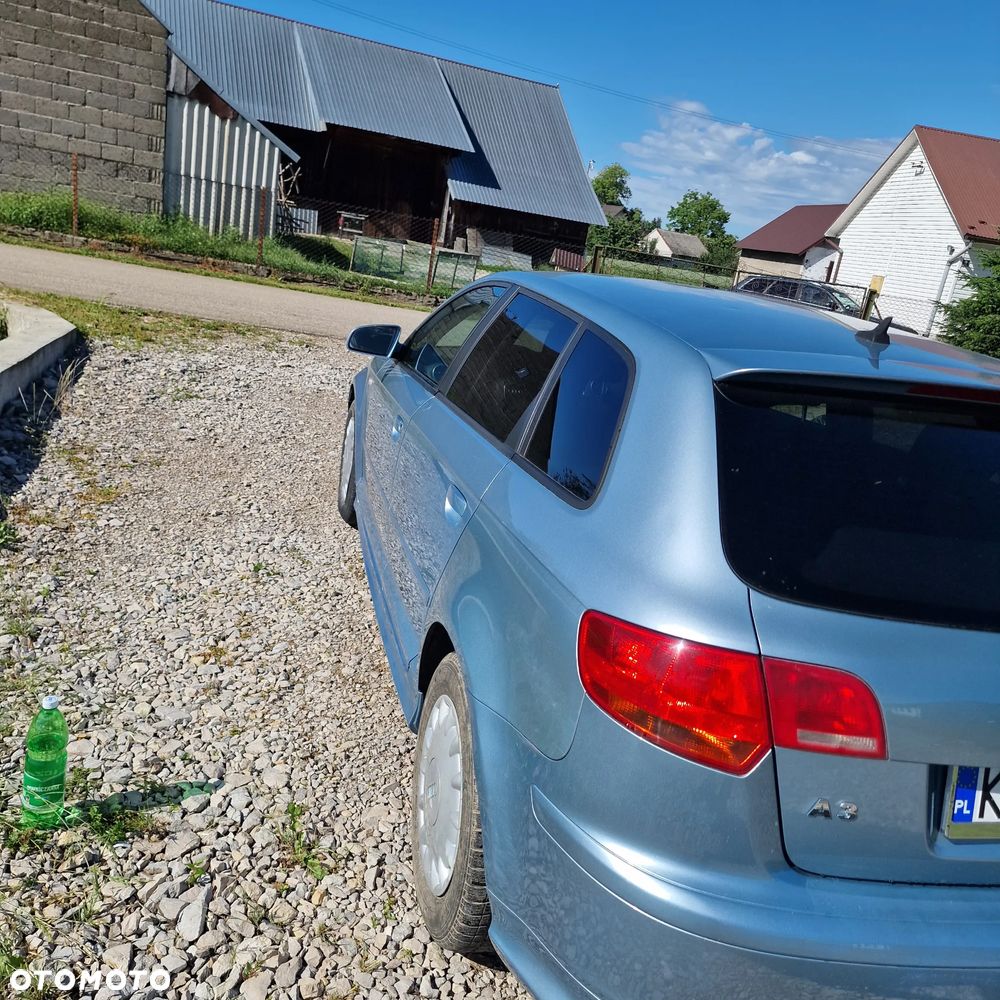 Audi A3 Sportback - 3