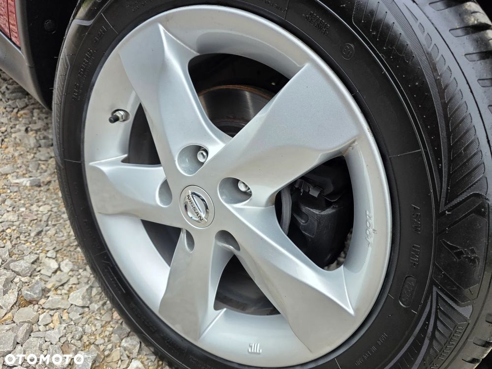 Nissan Juke 1.6 Visia - 12