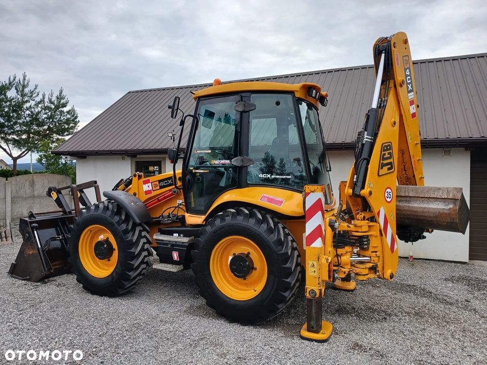 JCB 4CX/JOYSTICK/NOWE OPONY - 4