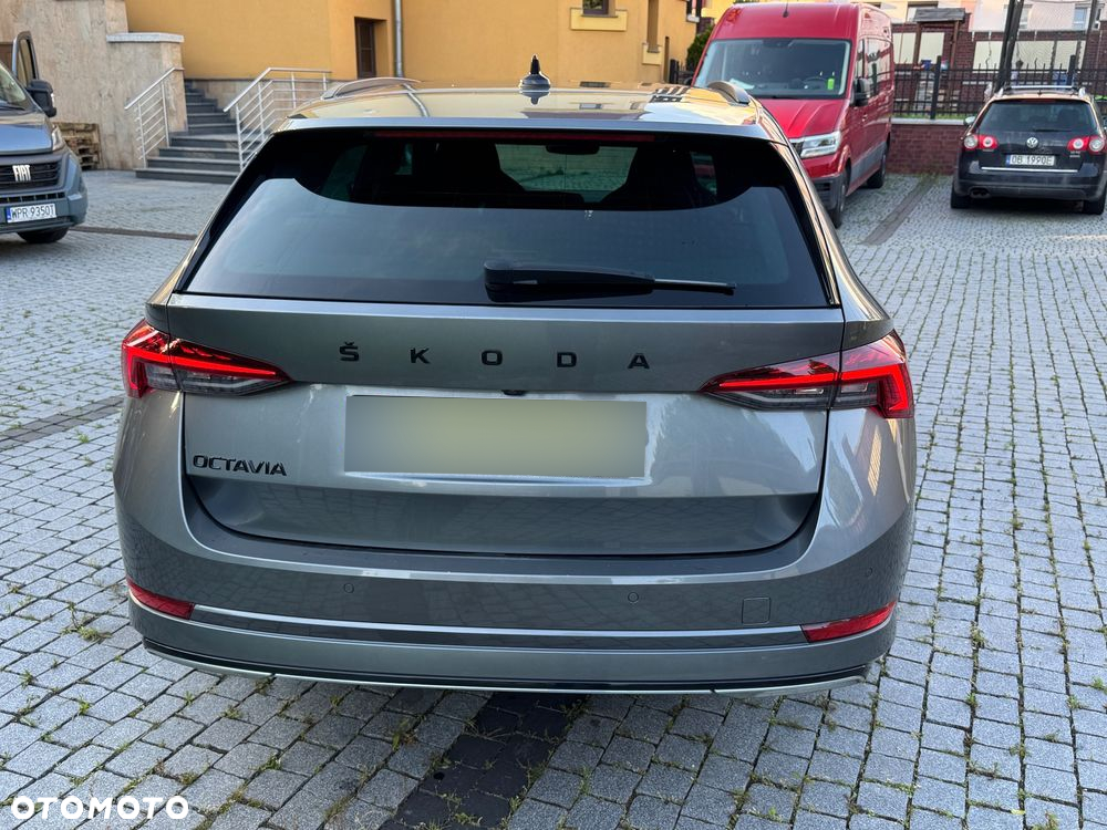 Skoda Octavia 1.5 TSI ACT Sportline - 21