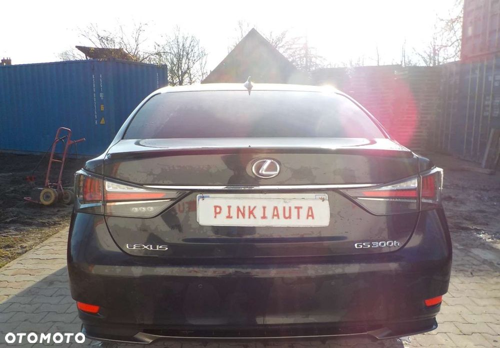 Lexus GS - 15