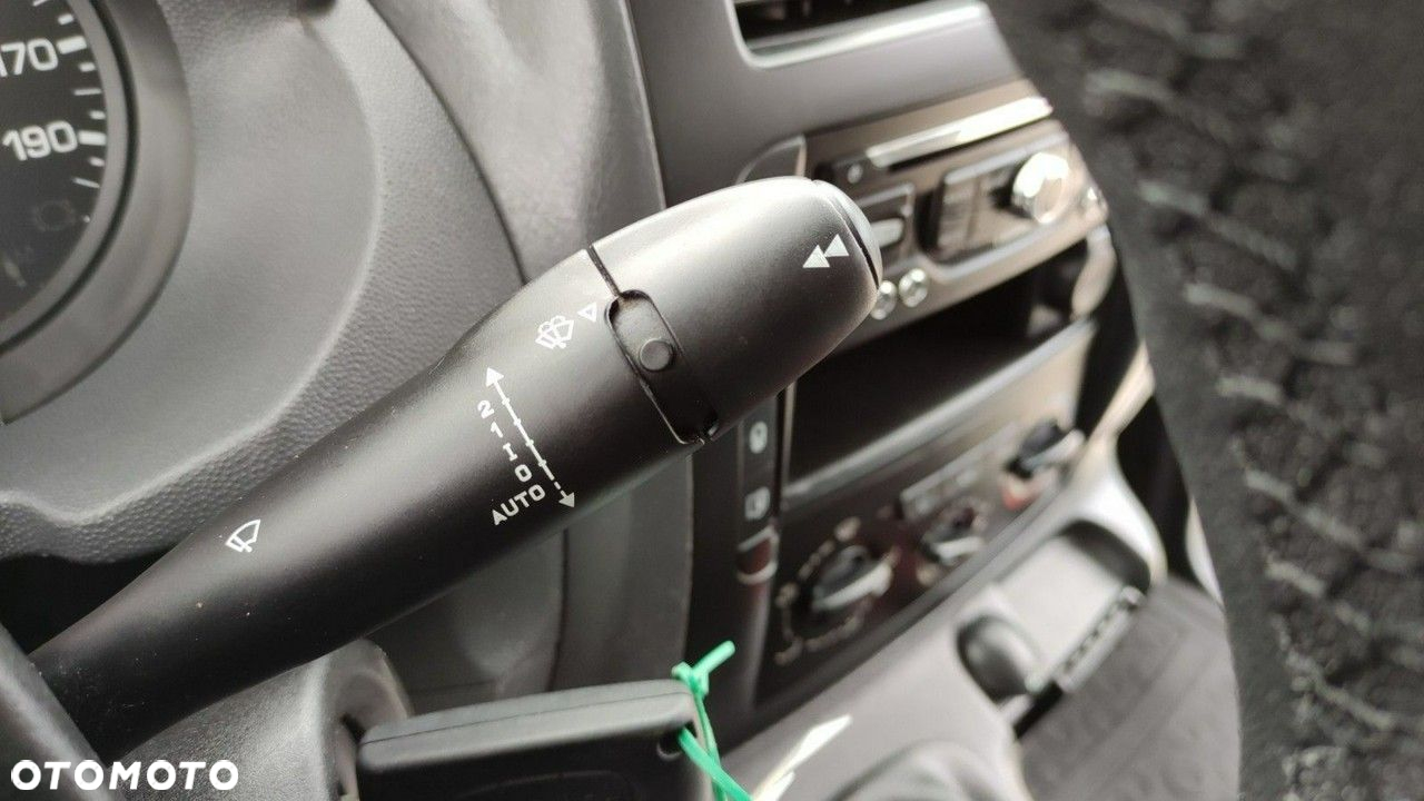 Peugeot expert - 28
