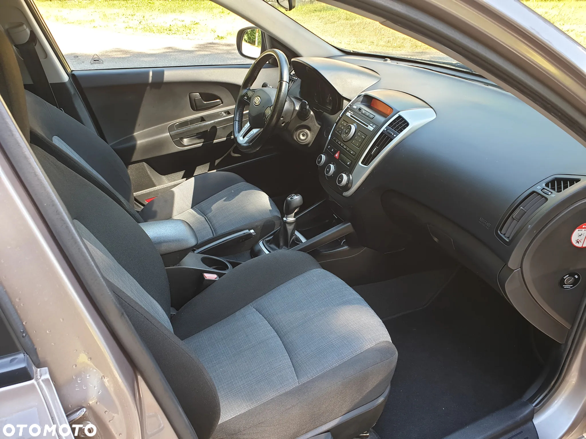Kia Ceed 1.6 CVVT Spirit - 15