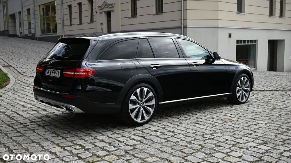 Mercedes-Benz Klasa E 220 d 4-Matic All-Terrain - 10