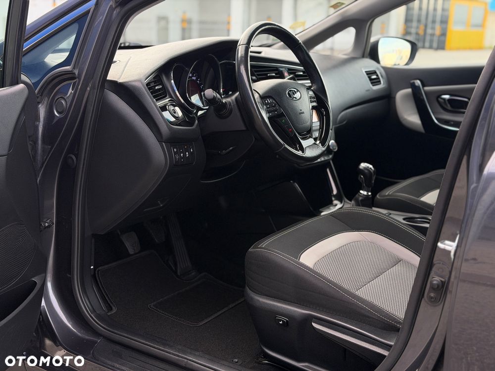 Kia Ceed 1.6 CRDi L - 10