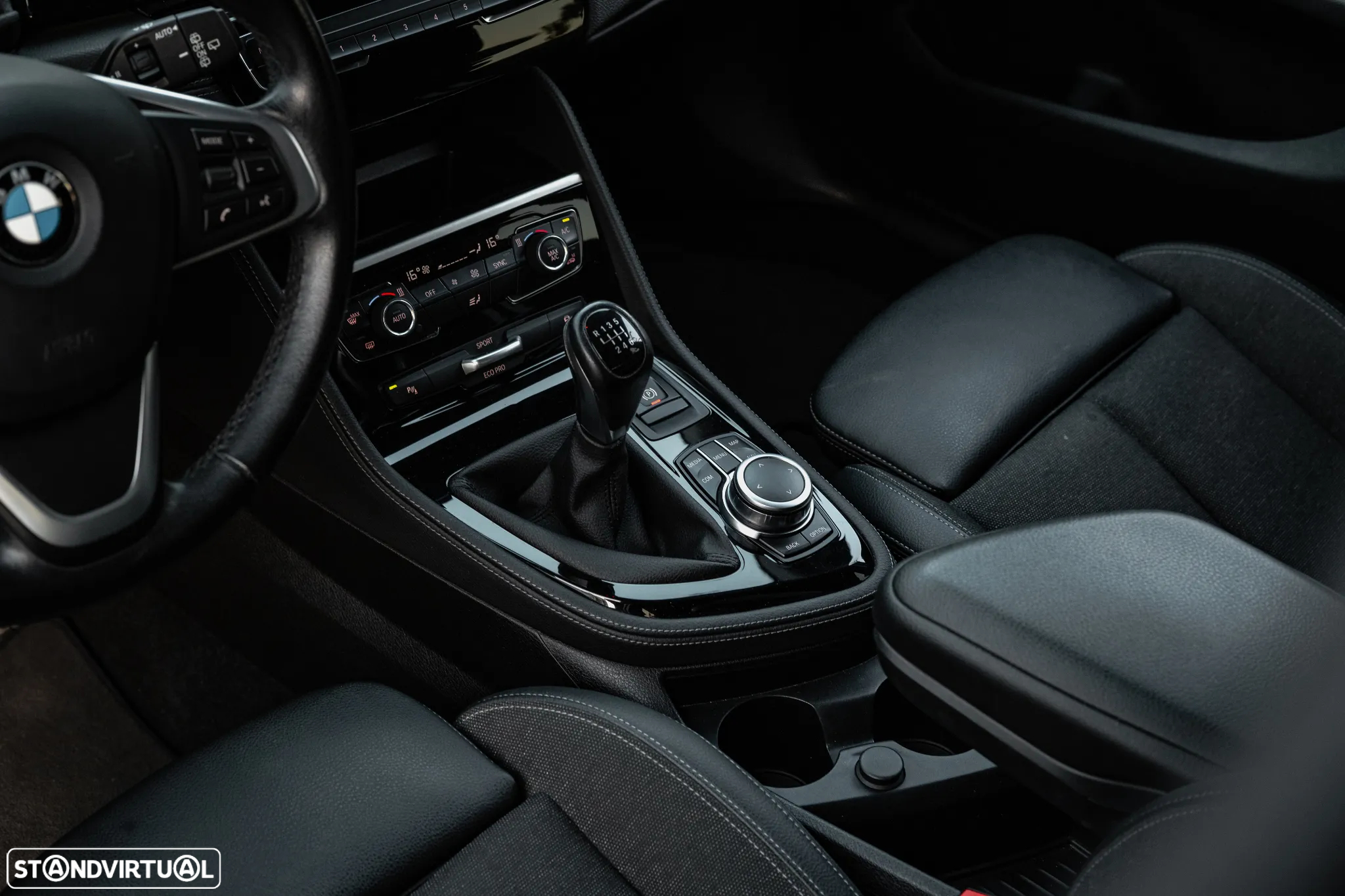 BMW 216 Active Tourer d Advantage - 24
