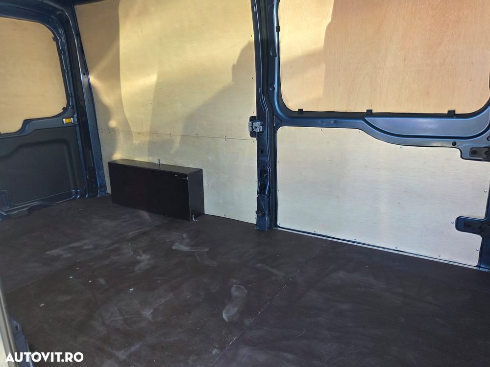 Ford New Transit L3H2 Premium Edition - 10