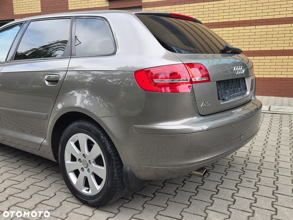Audi A3 Sportback 1.6 Ambiente - 13