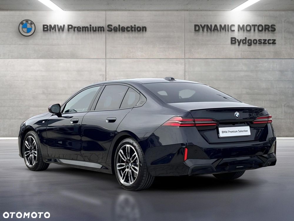 BMW Seria 5 520d xDrive mHEV M Sport - 5