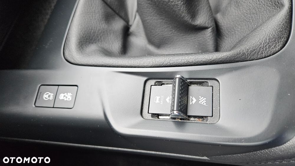 Jaguar E-Pace D150 R-Dynamic S - 25