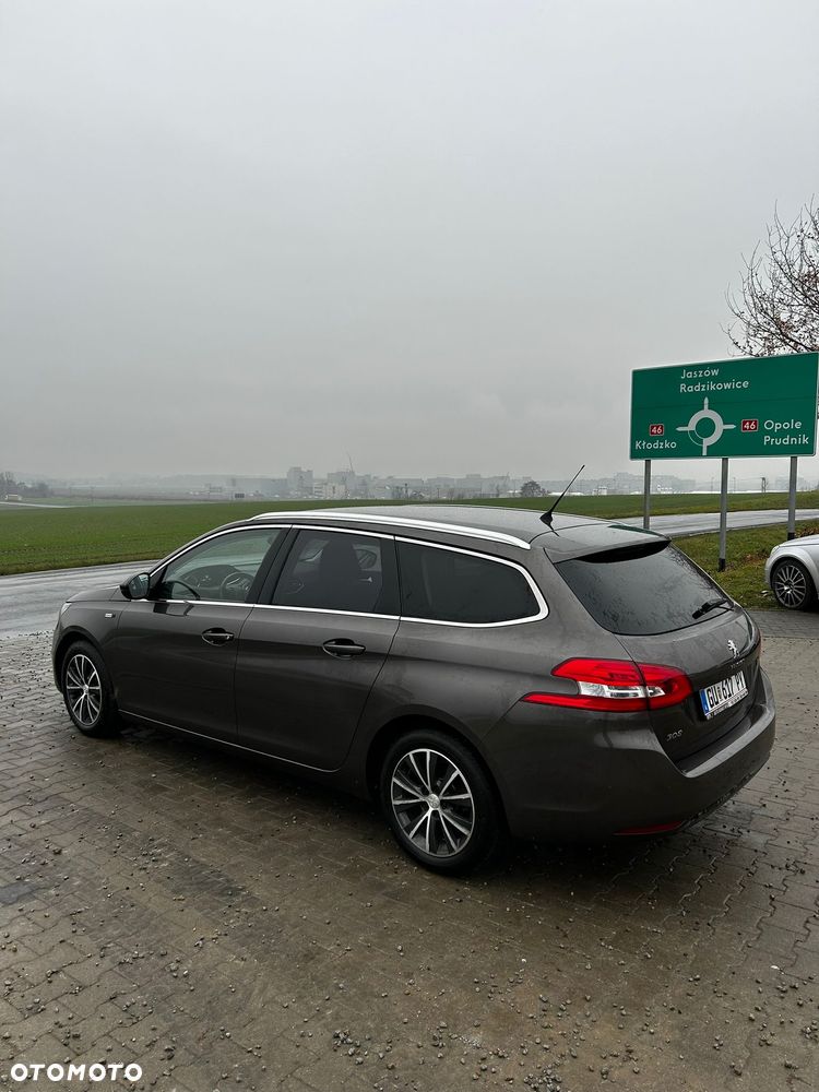 Peugeot 308 1.2 PureTech Active S&S - 4