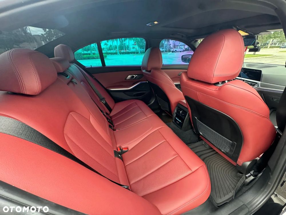 BMW Seria 3 318i Luxury Line sport - 26