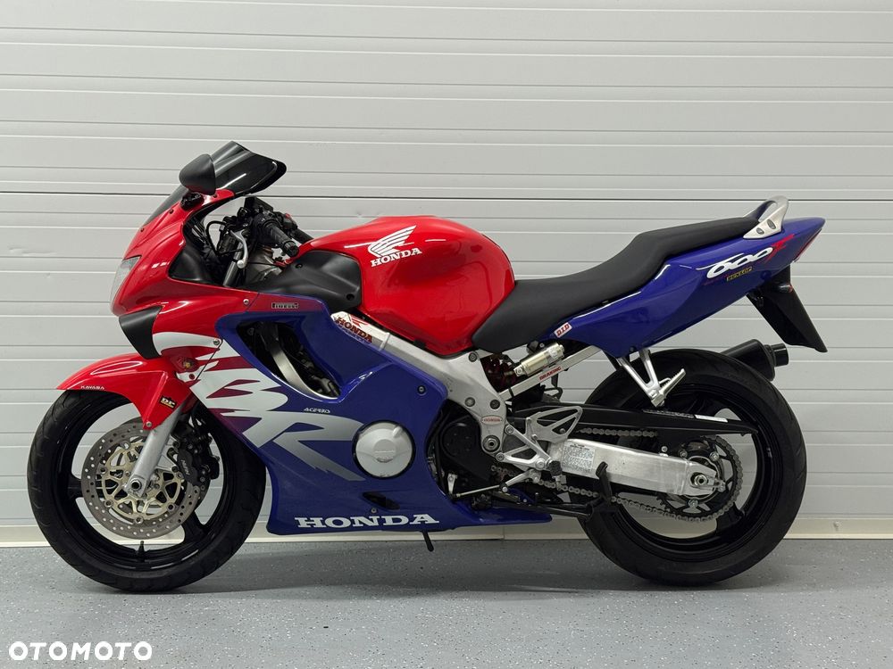 Honda CBR - 11
