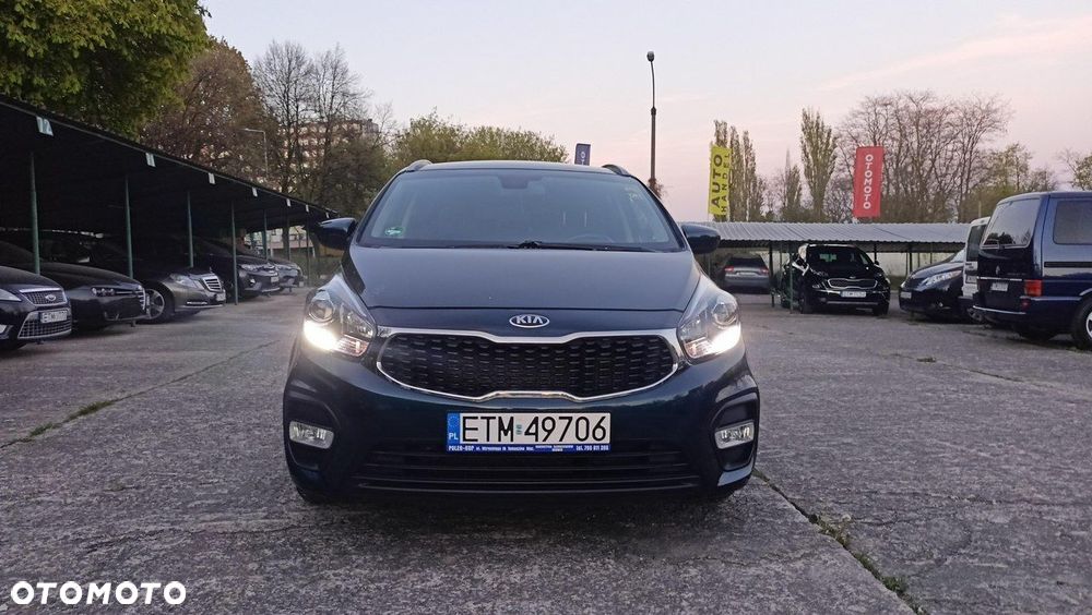 Kia Carens 1.7 CRDi L 7os - 10