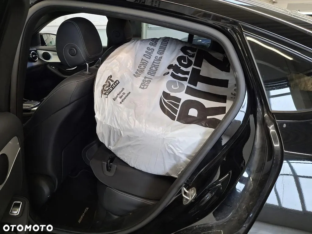 Mercedes-Benz GLC 300 de 4Matic 9G-TRONIC AMG Line - 10