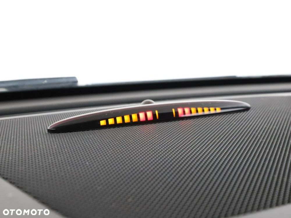 Mercedes-Benz CLA 200 7G-DCT Urban - 26