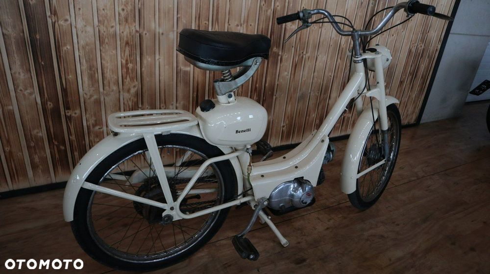 Benelli Inny - 8