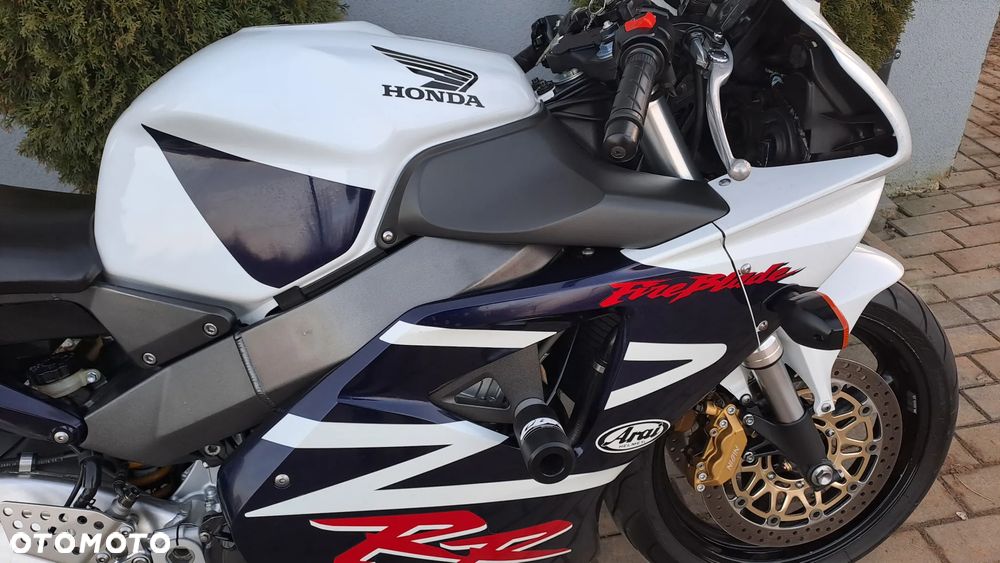 Honda CBR - 13