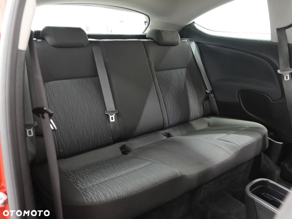 Opel Astra - 25