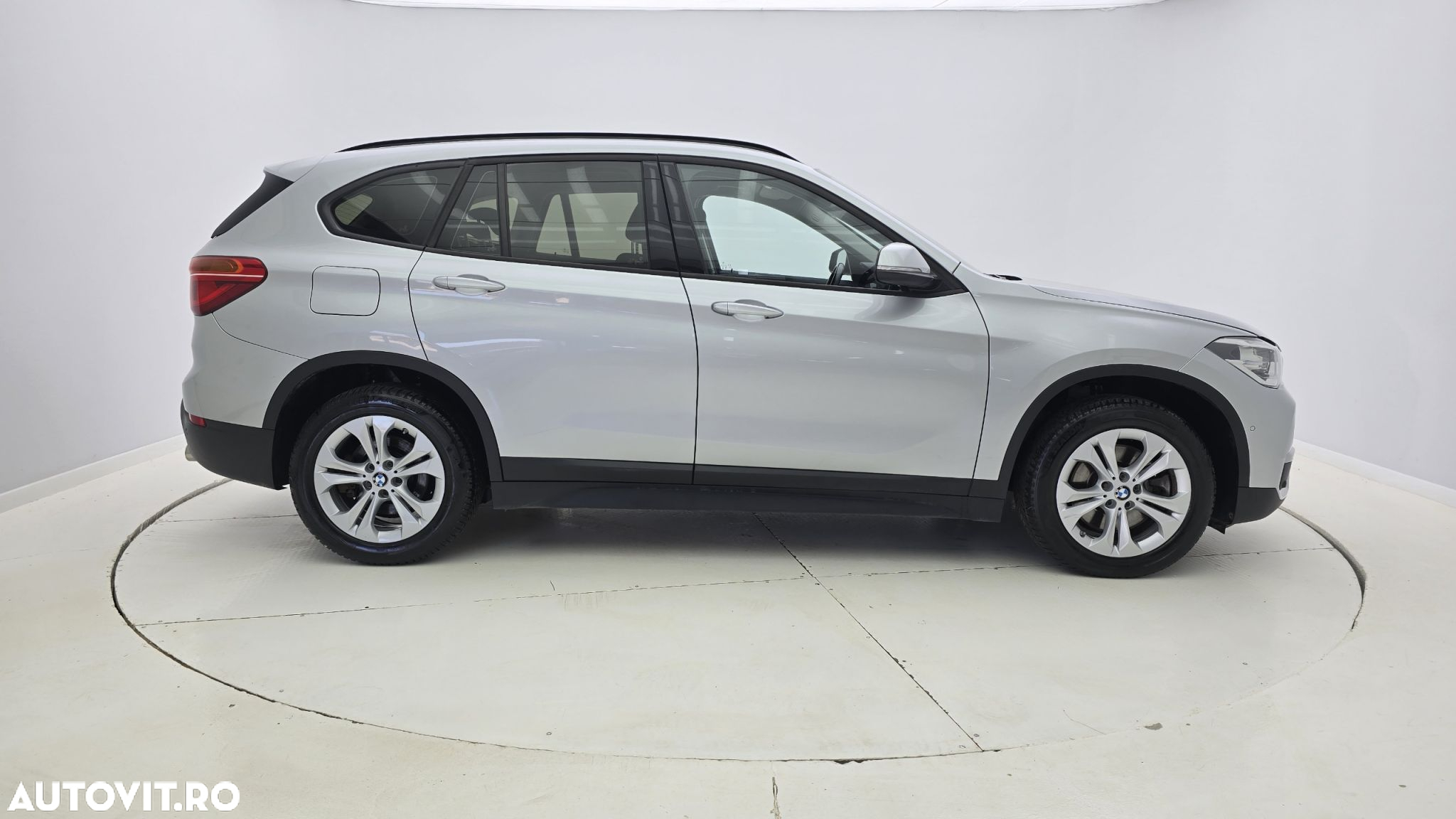 BMW X1 - 5