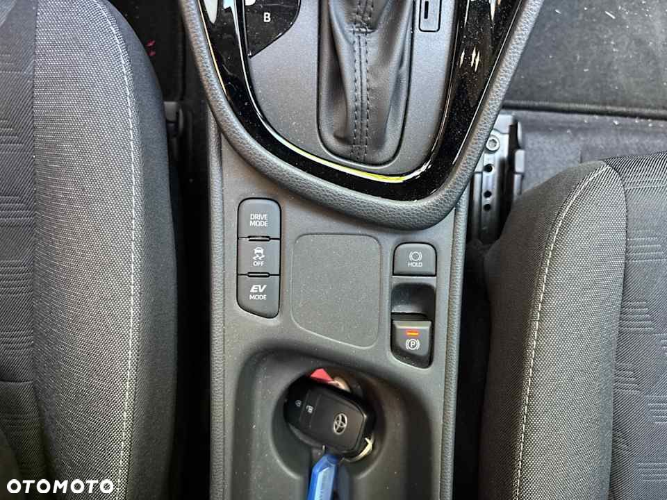 Toyota Yaris - 24