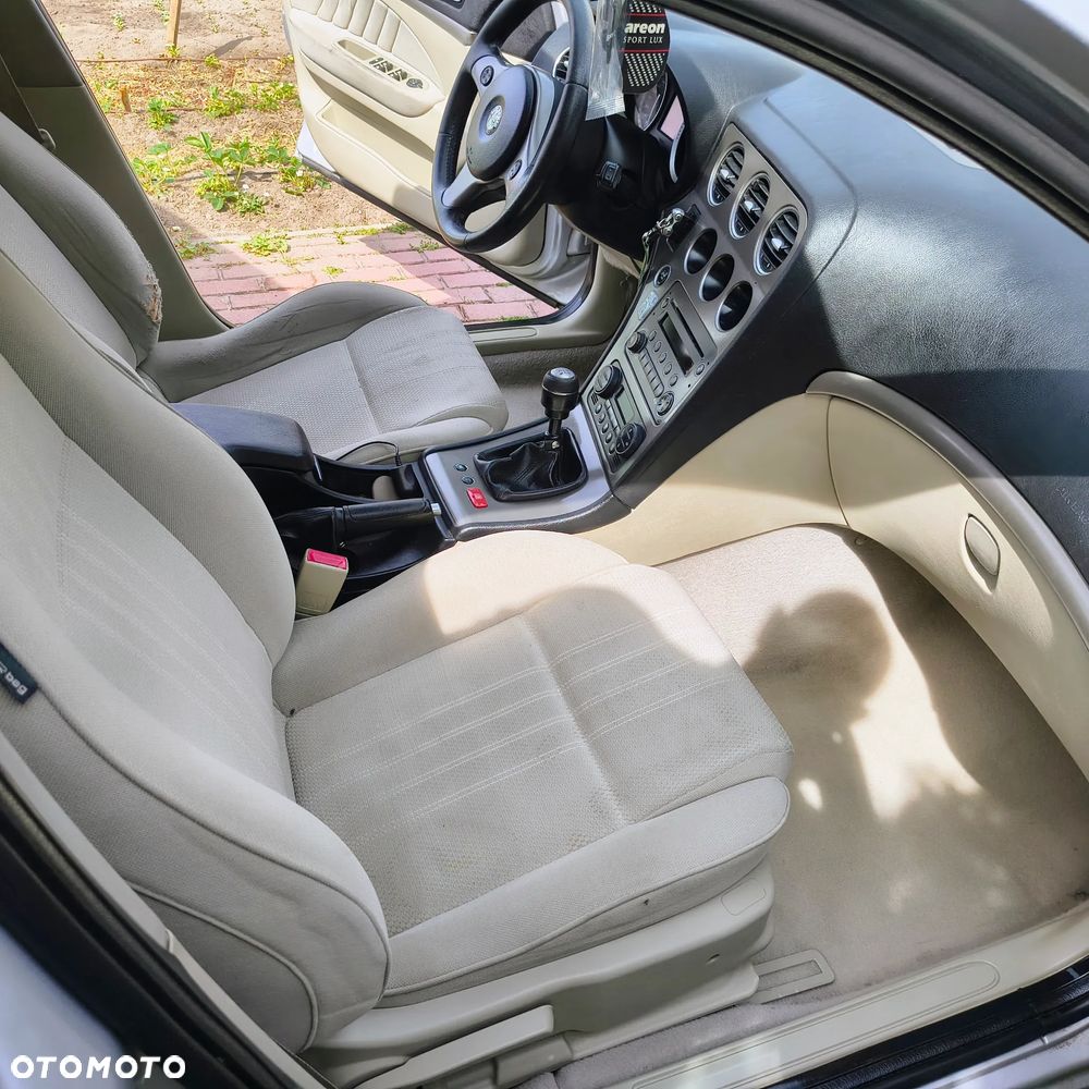 Alfa Romeo 159 2.0JTDM Distinctive - 11