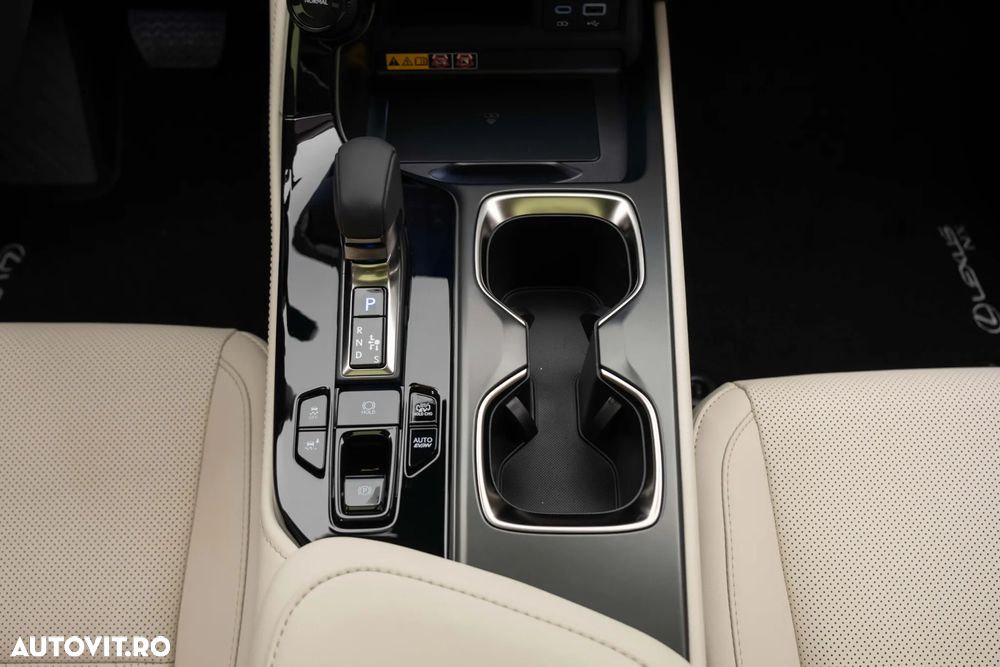 Lexus Seria NX 450h+ E-FOUR Luxury - 17