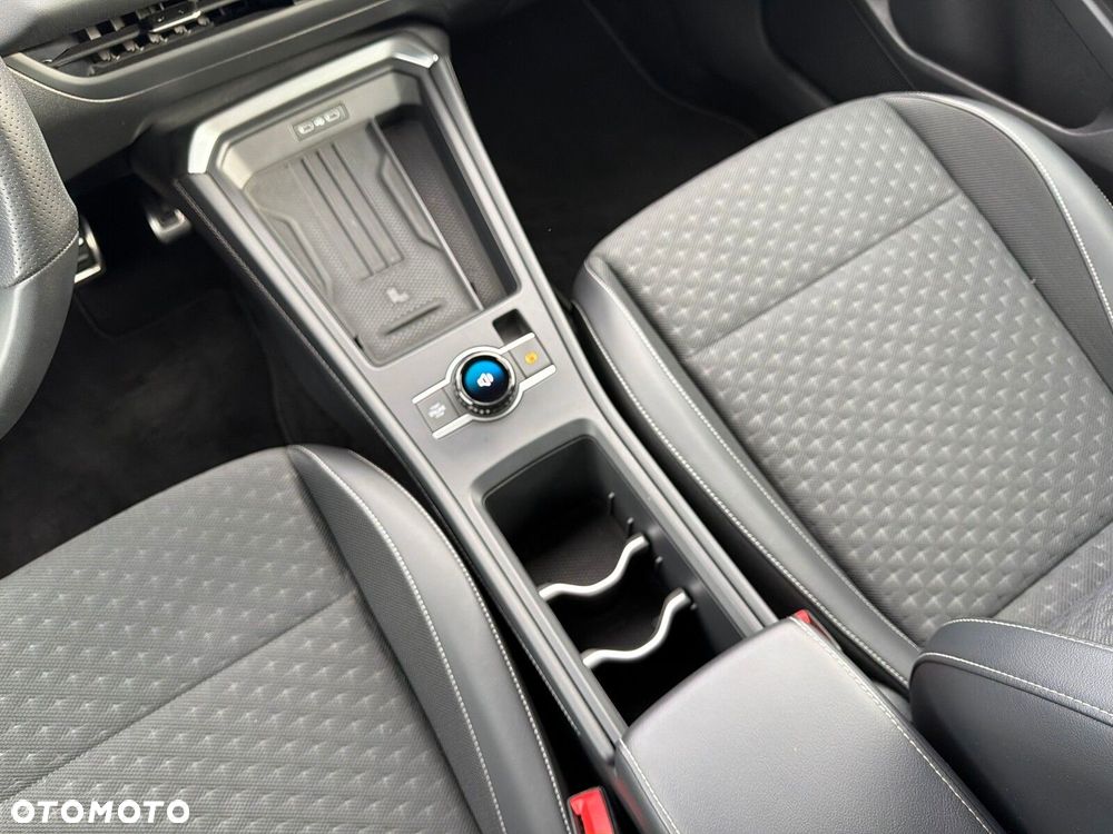 Volkswagen T-Roc 1.5 eTSI R-Line DSG - 22