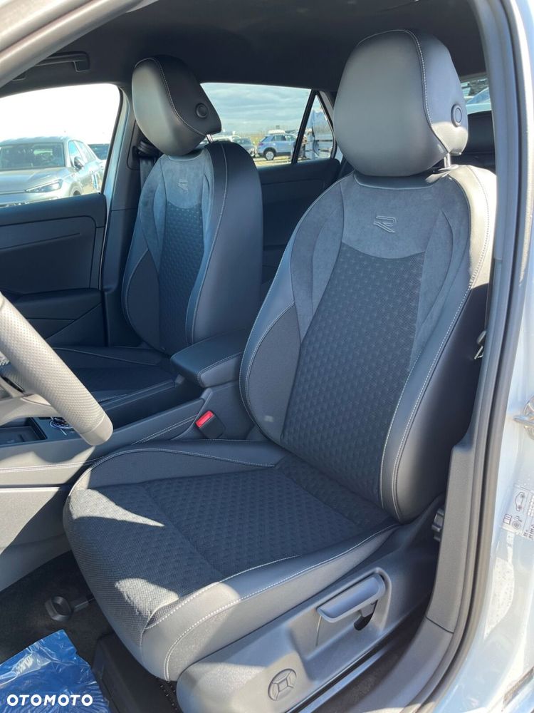 Volkswagen T-Roc 1.5 eTSI R-Line DSG - 9
