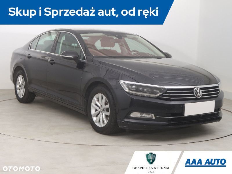 Volkswagen Passat - 3