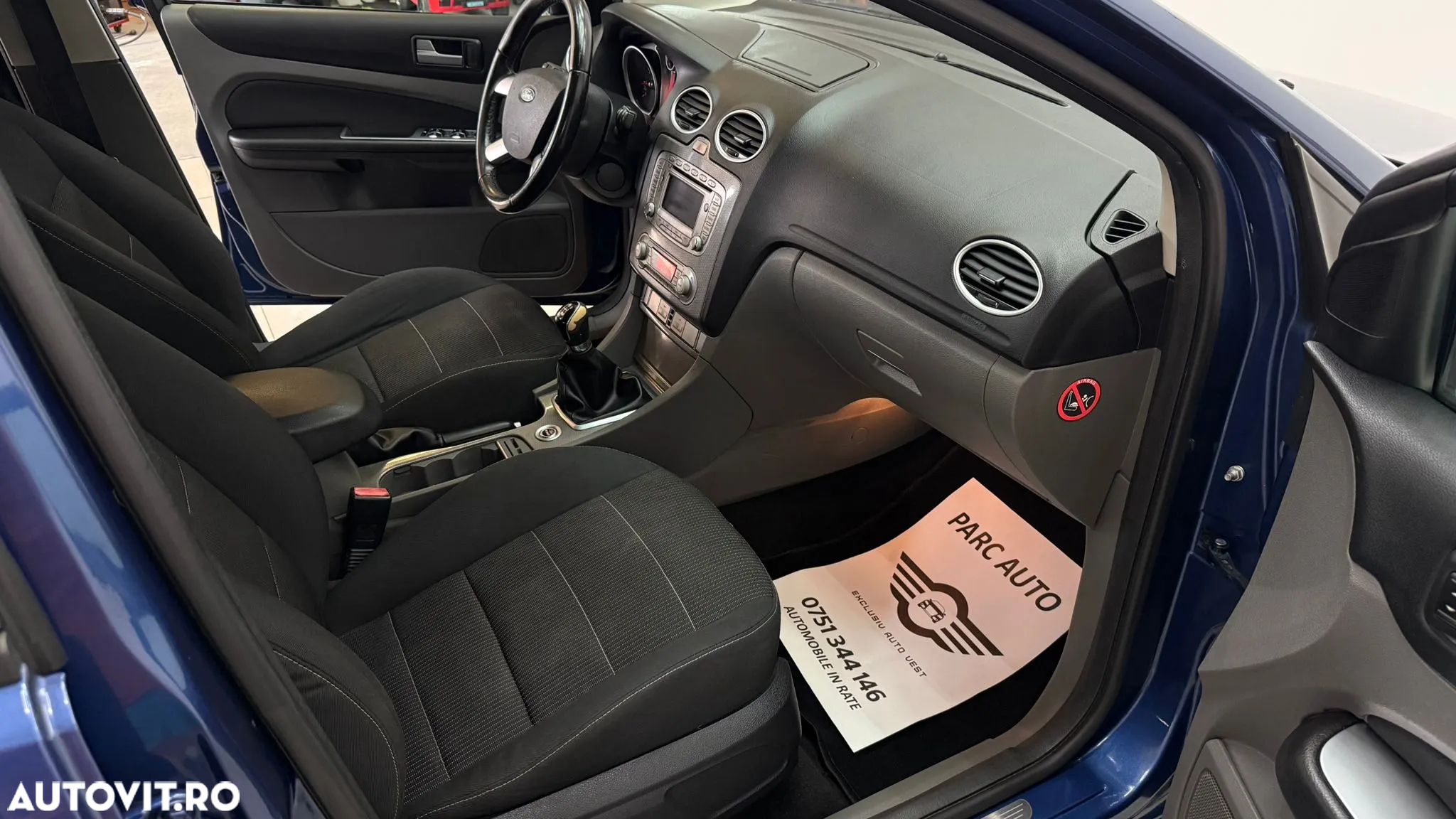 Ford Focus - 8
