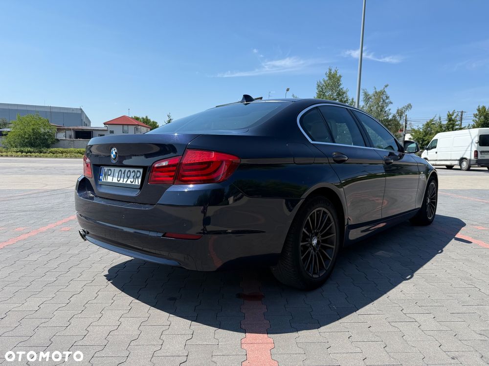 BMW Seria 5 520d - 7
