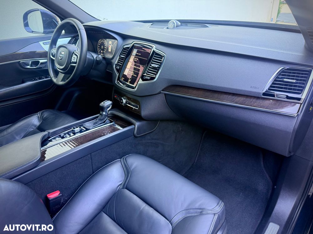 Volvo XC 90 D5 AWD Geartronic Inscription - 10