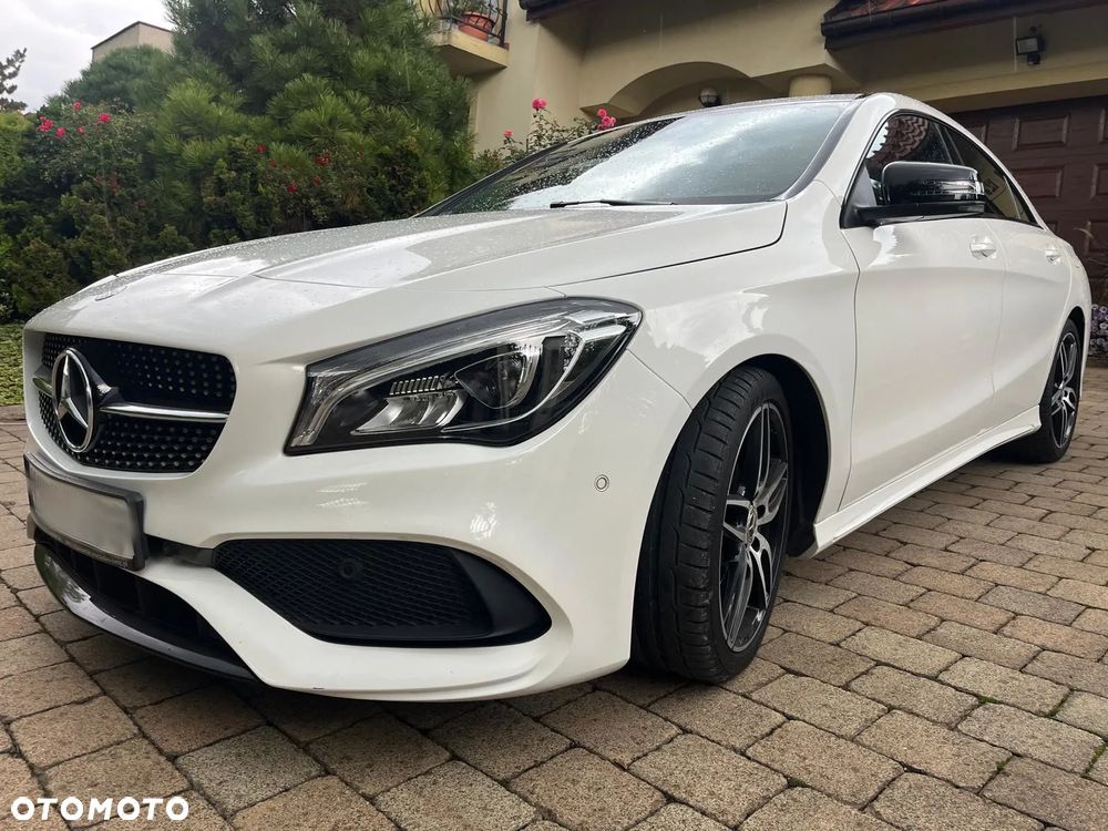 Mercedes-Benz CLA 200 7G-DCT - 11
