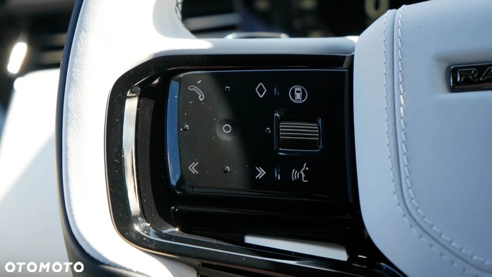 Land Rover Range Rover Sport P635 SV - 17