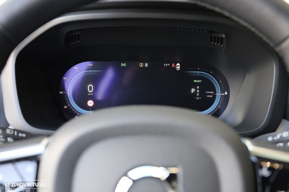 Volvo XC 60 2.0 T6 PHEV Black Edition AWD - 32