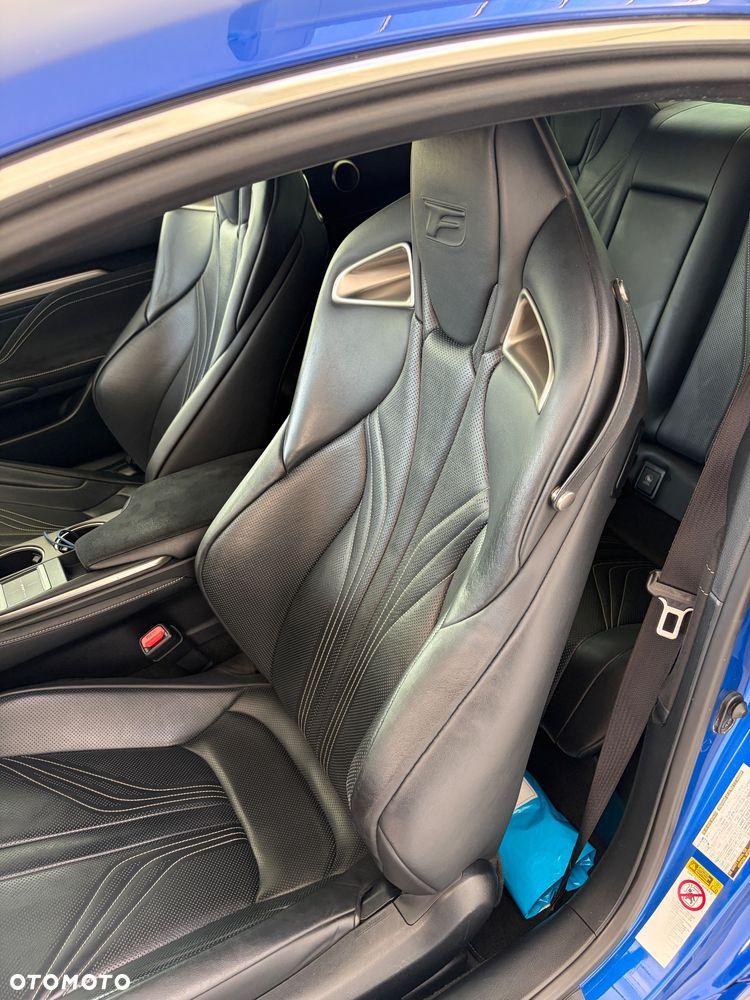 Lexus RC F Carbon - 18