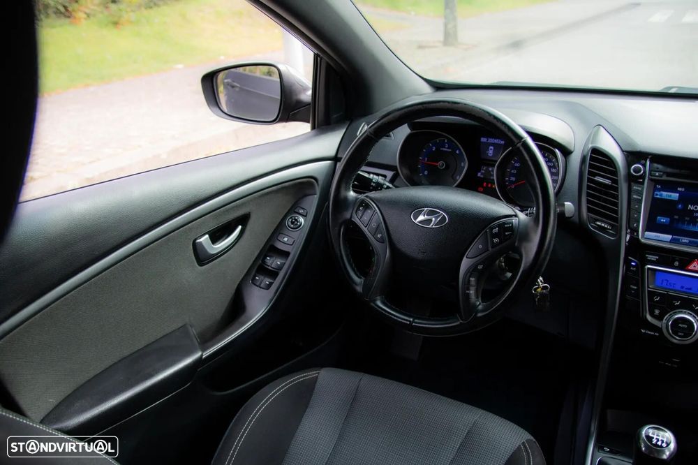 Hyundai i30 SW 1.6 CRDi GO! - 55